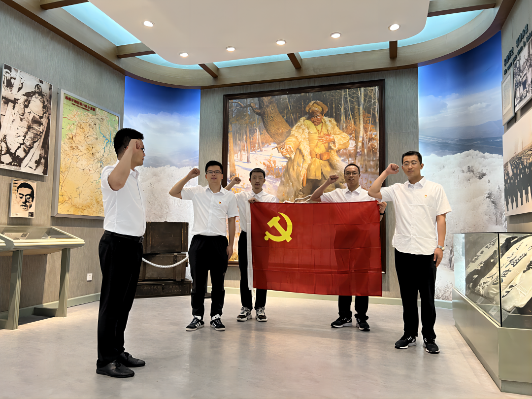 踏尋先輩足跡 弘揚(yáng)民族精神——國(guó)藥集團(tuán)重慶醫(yī)藥設(shè)計(jì)院有限公司駐長(zhǎng)春項(xiàng)目部開展七一主題黨日活動(dòng)